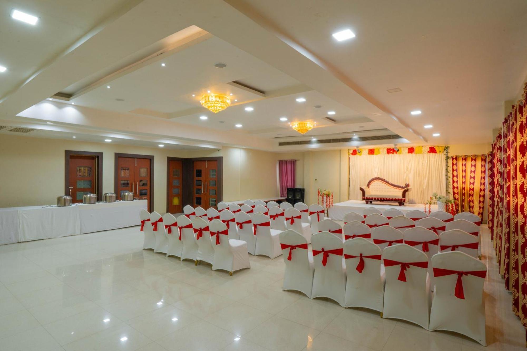 Kiaara Hotel 3*