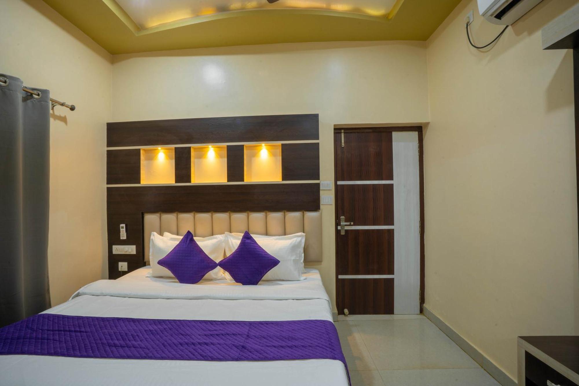 Kiaara Hotel