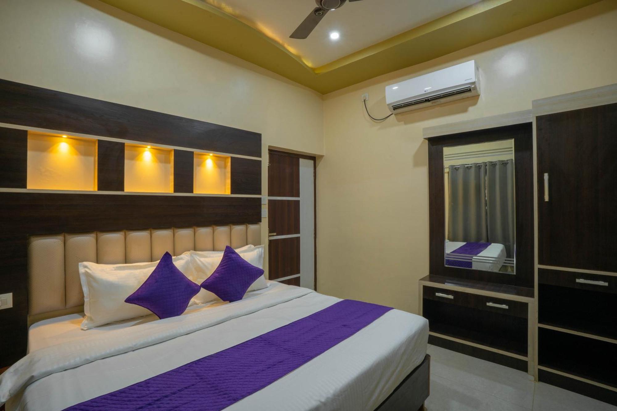 Kiaara 3* Varanasi