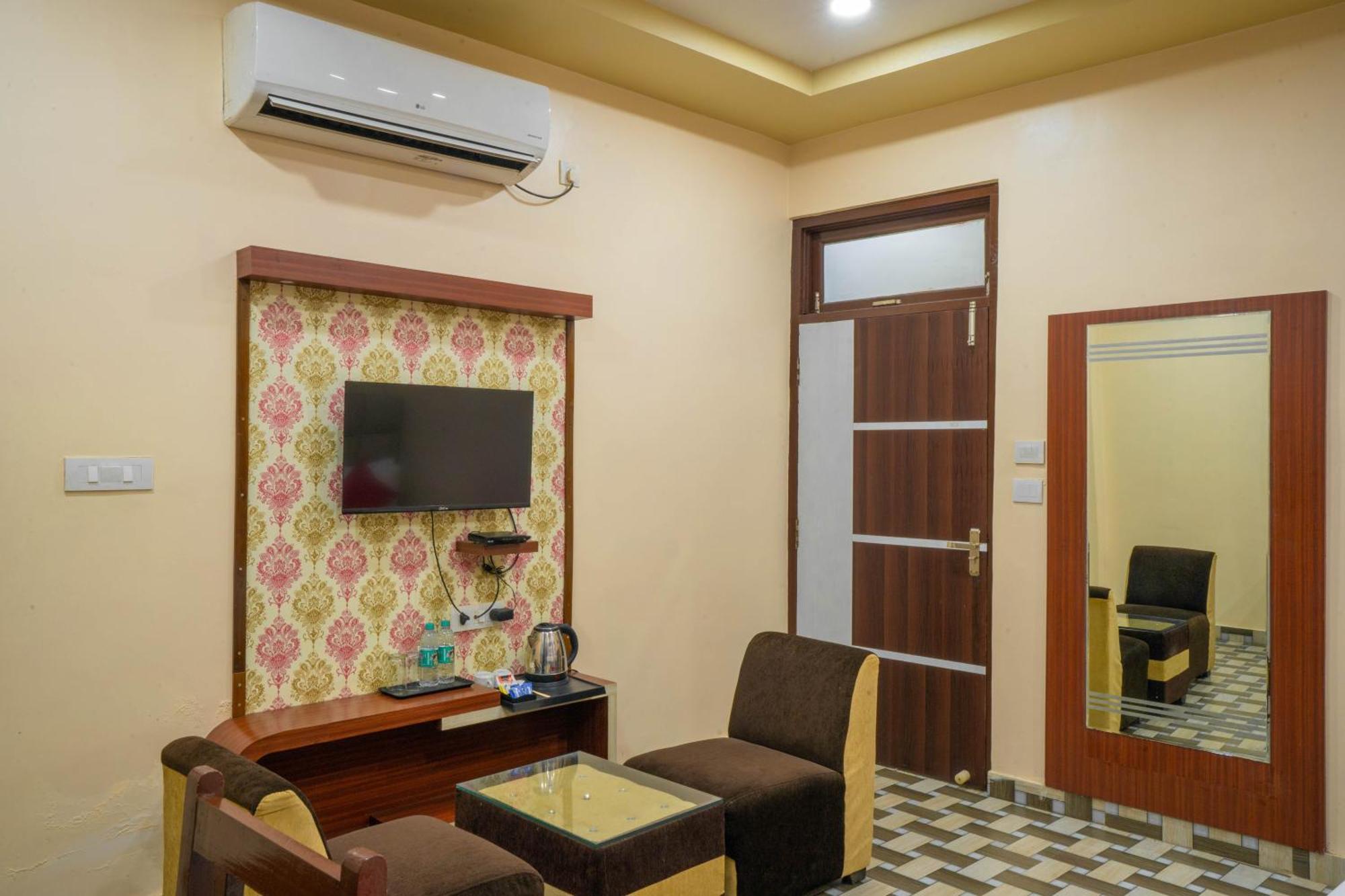 Hotel Kiaara 3*