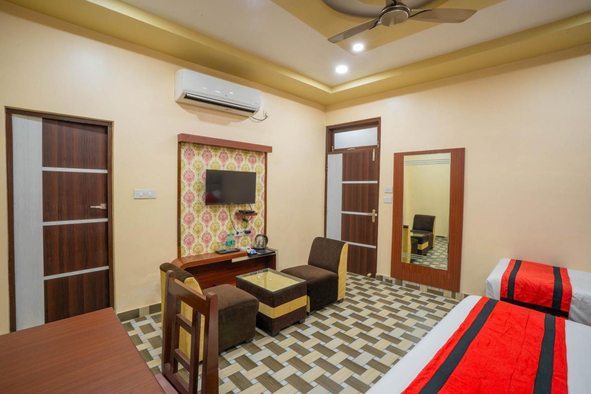 Hotel Kiaara 3*