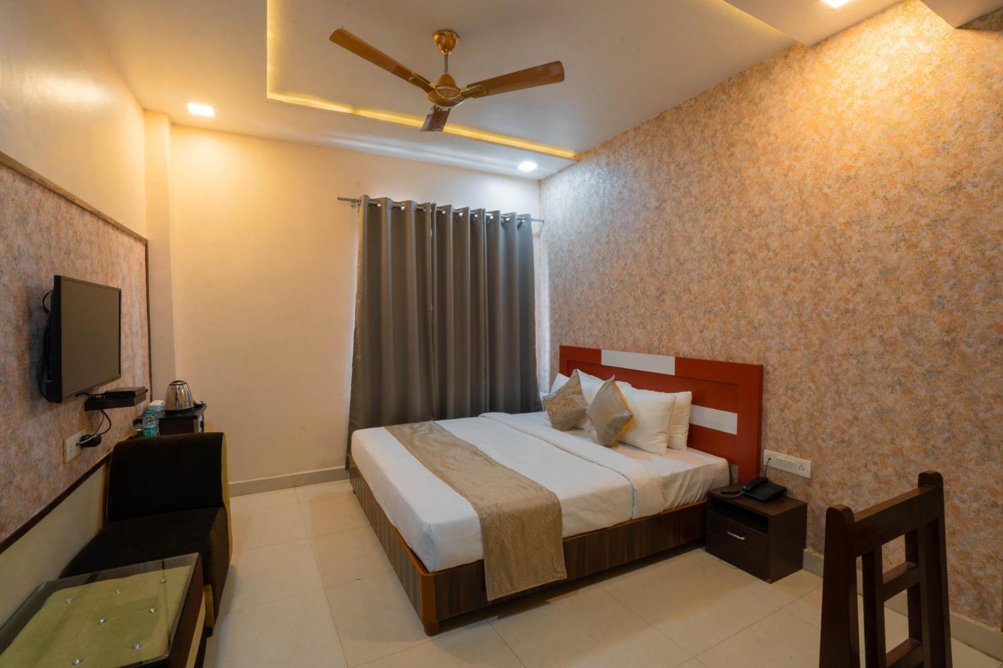 Kiaara Hotel 3*
